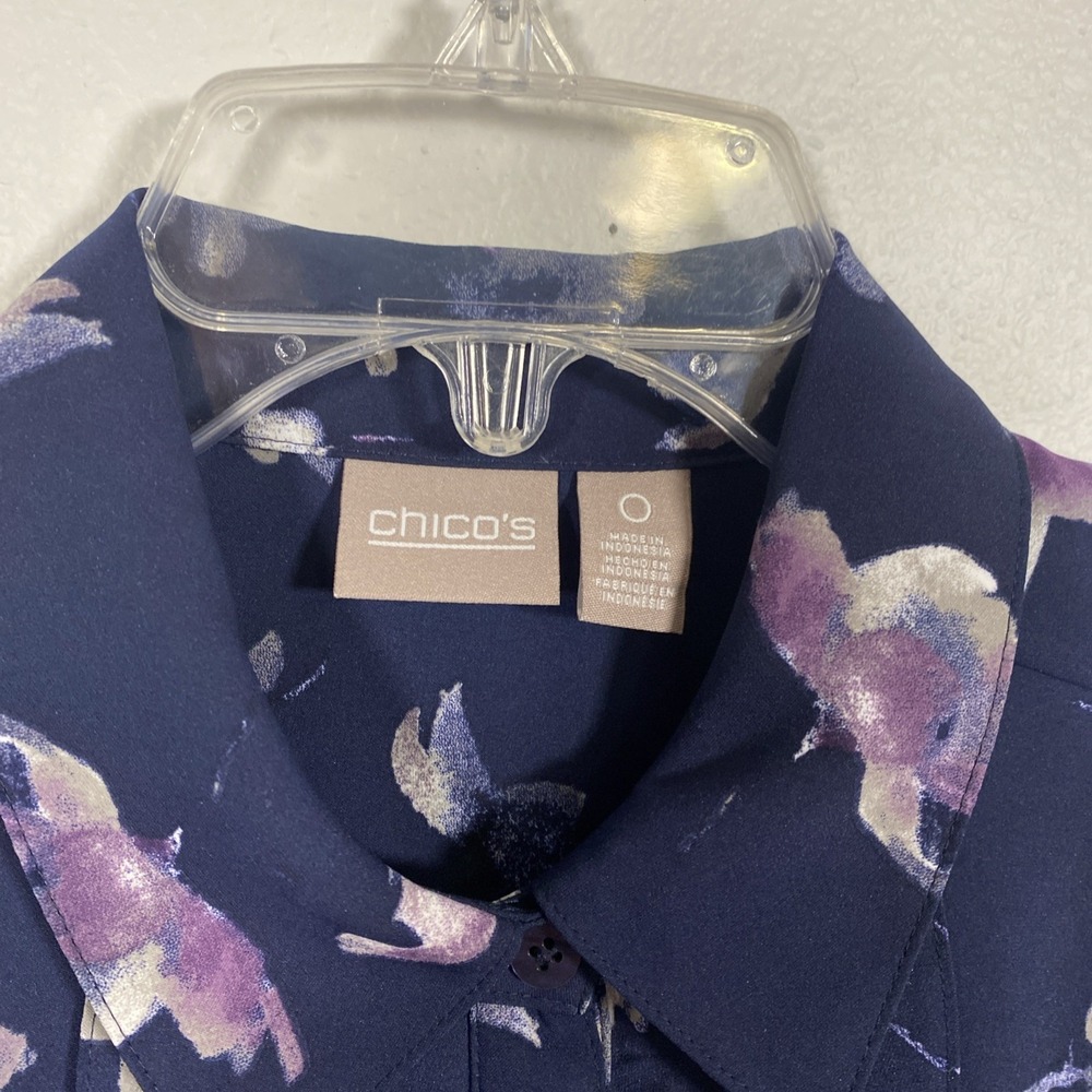 Chico Woman's Button‎ Up Blouse Ruffle Front Size 0 Long Sleeve X1 - Picture 3 of 5